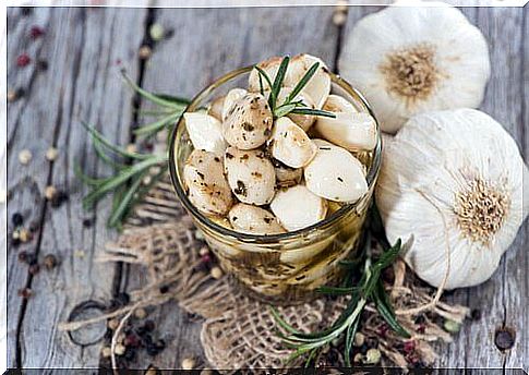 Garlic against high cholesterol levels