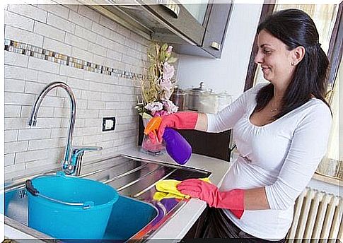 7 tips for cleaning difficult surfaces.  It has never been so easy!