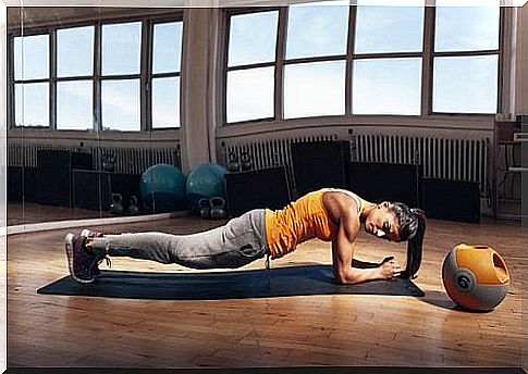 Plank: better posture and weight loss