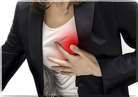 Heart attack;  Symptoms in women