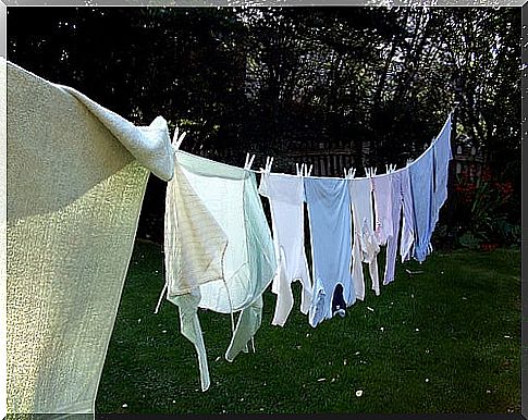 hanging laundry