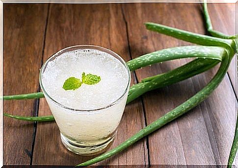 How does aloe vera work internally?