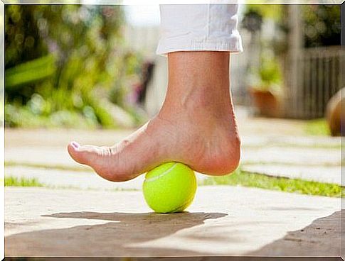 Plantar fasciitis: a tennis ball can bring relief