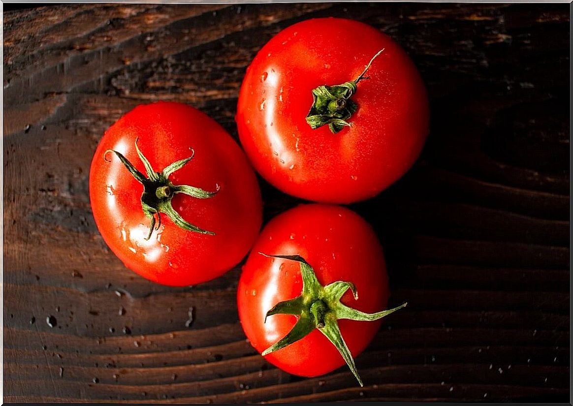 Fresh tomatoes